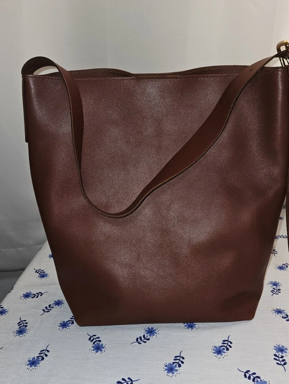 Madewell, The Essential Bucket Tote, Cinnamon,  NWT